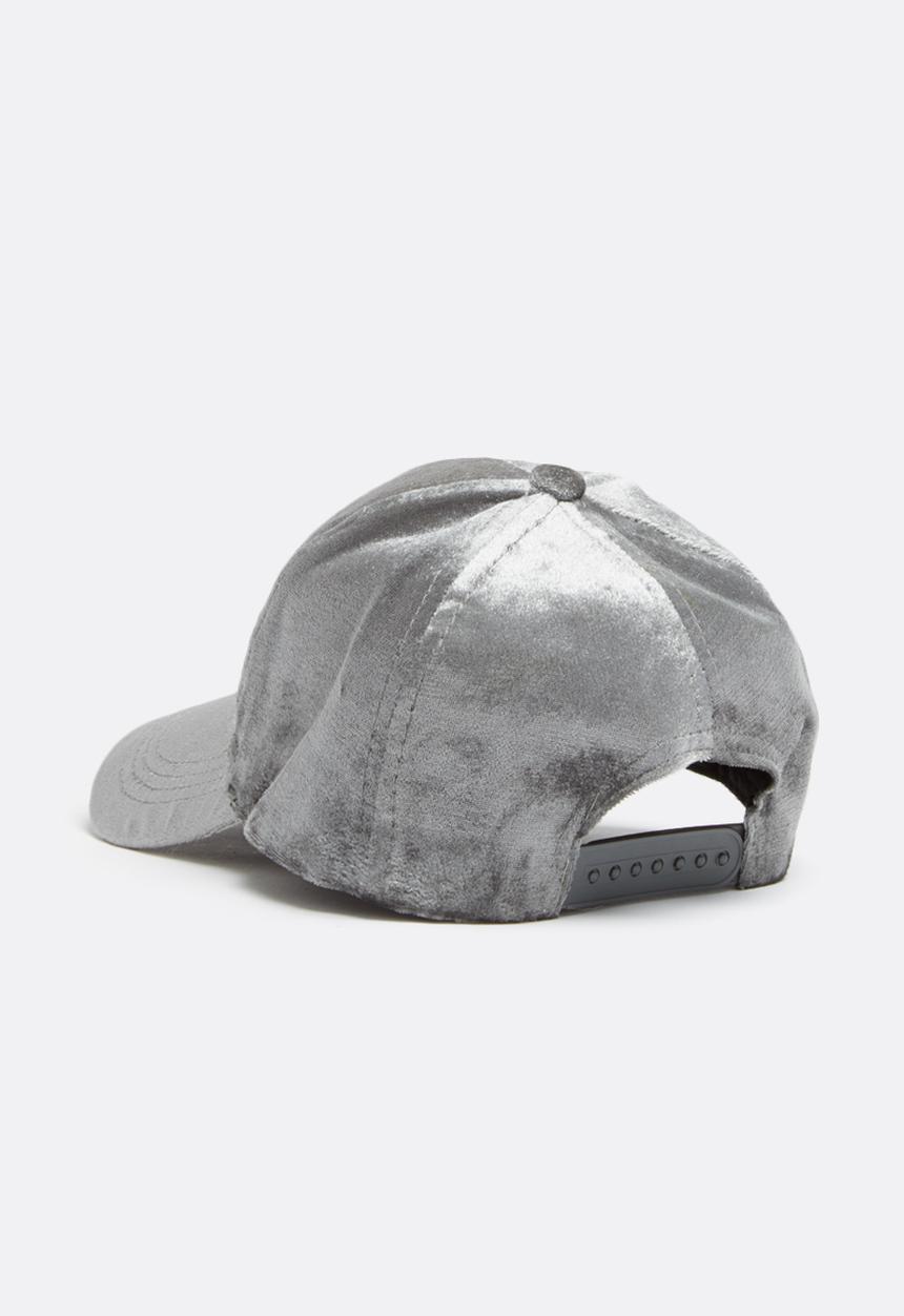 Missguided - Velvet cap