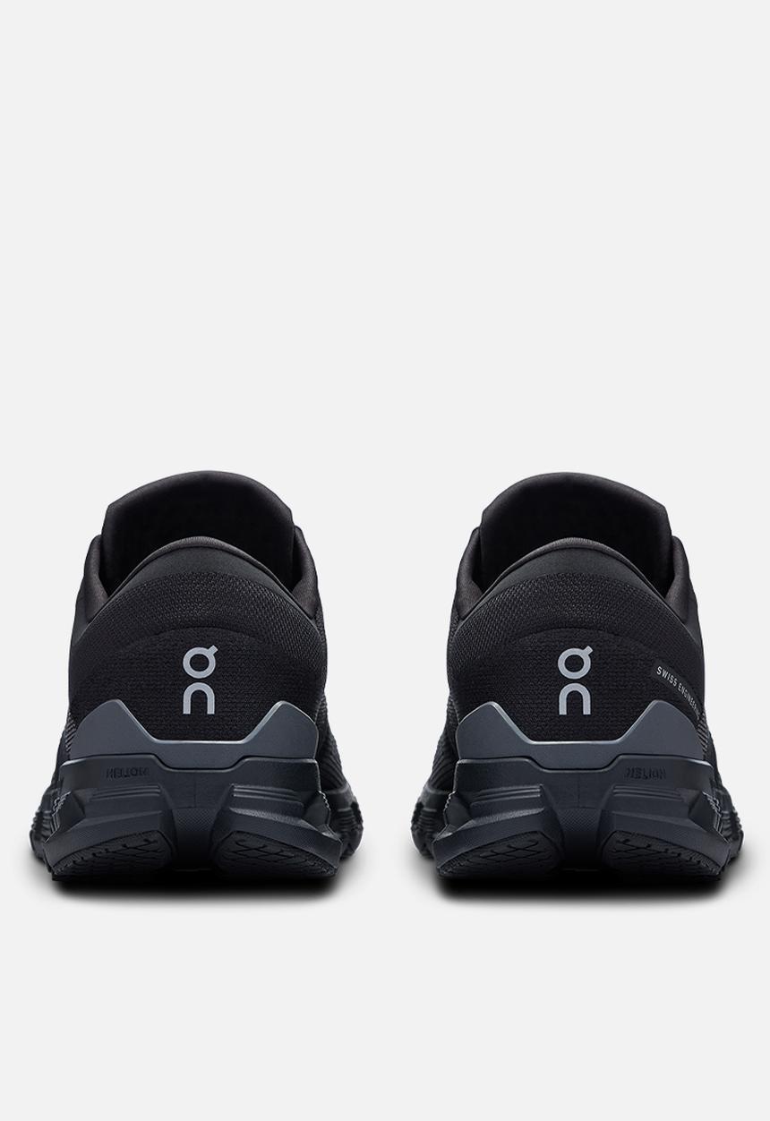 ON Running - Cloud X 4