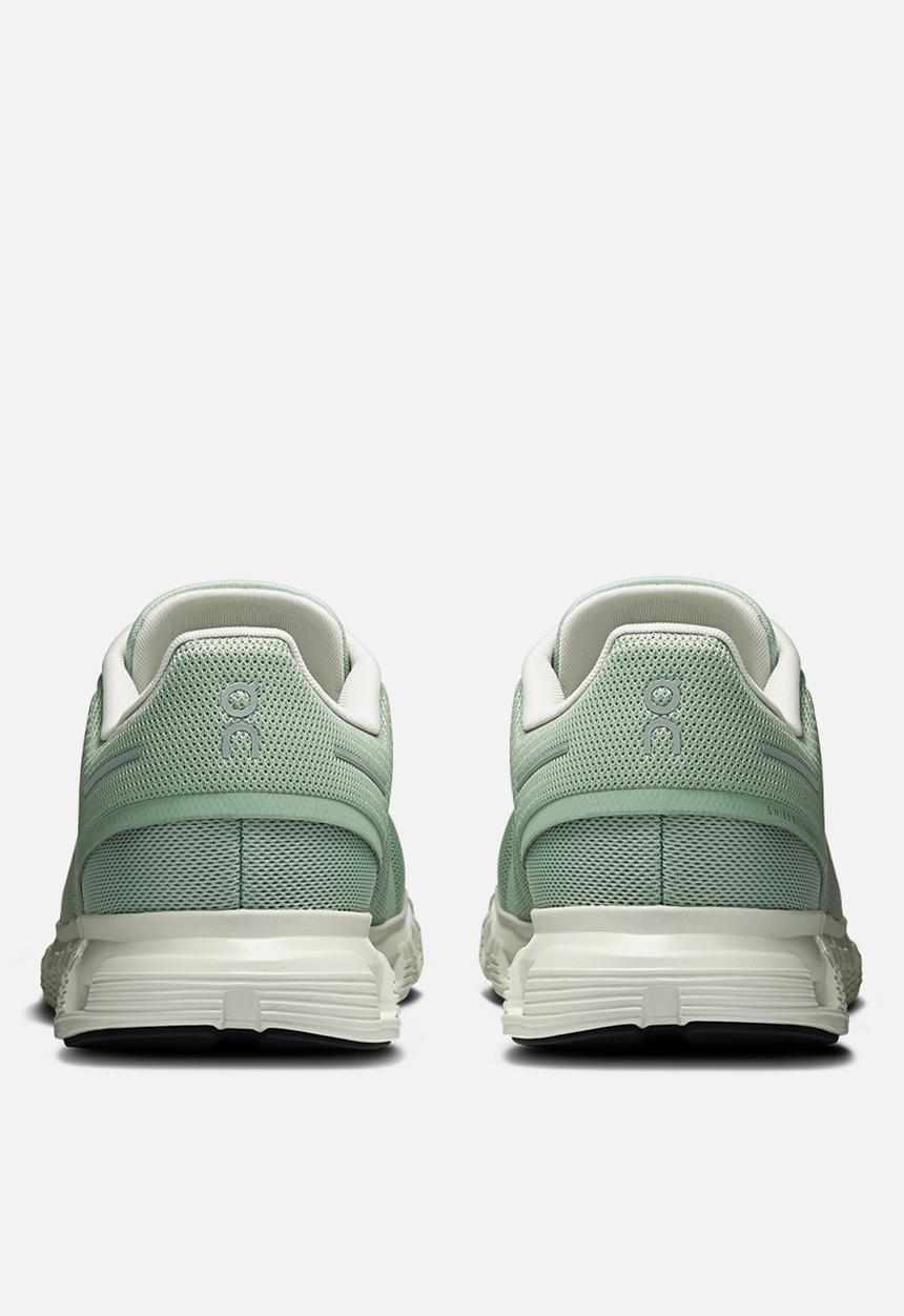 ON Running - Cloud 6