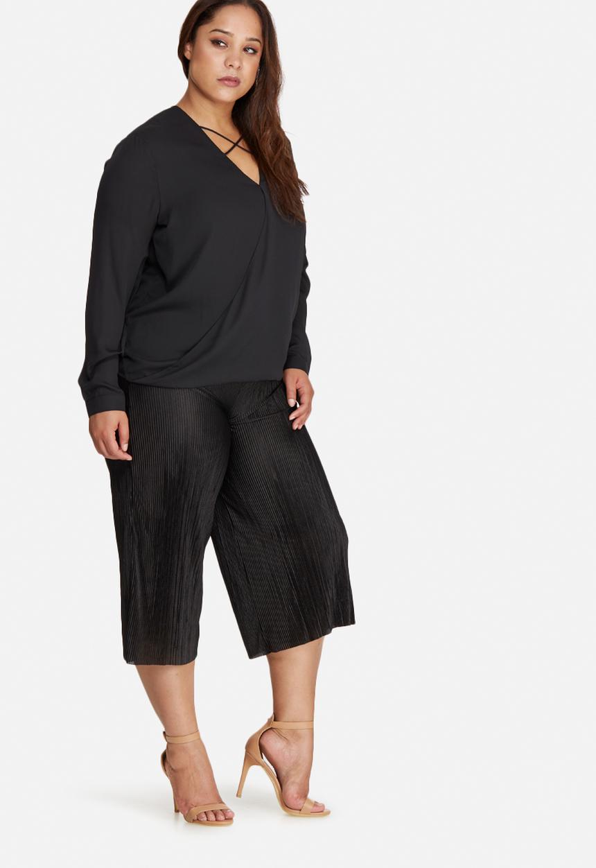 Missguided - Plus size harness detail blouse