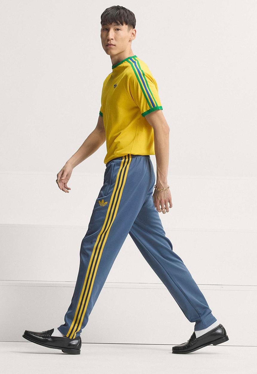 adidas Originals - Arsenal FC OG Track Pants. - Preloved ink Blue/Yellow