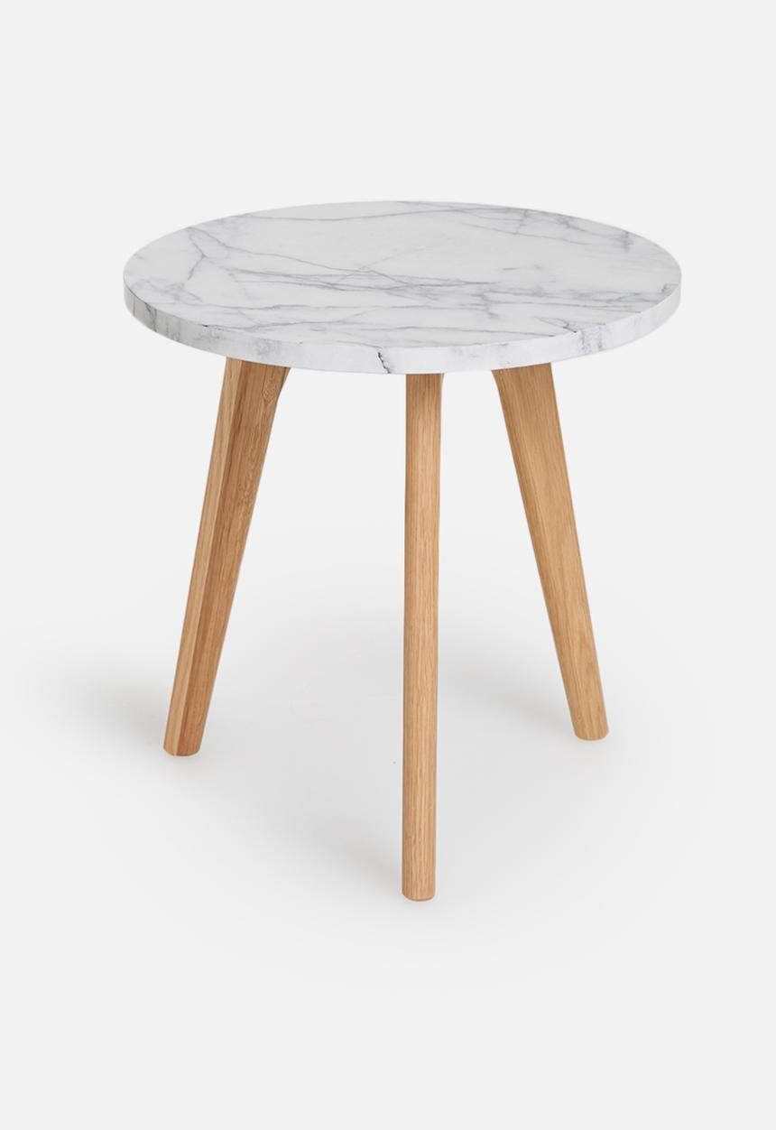 Eleven Past - Emma nesting tables
