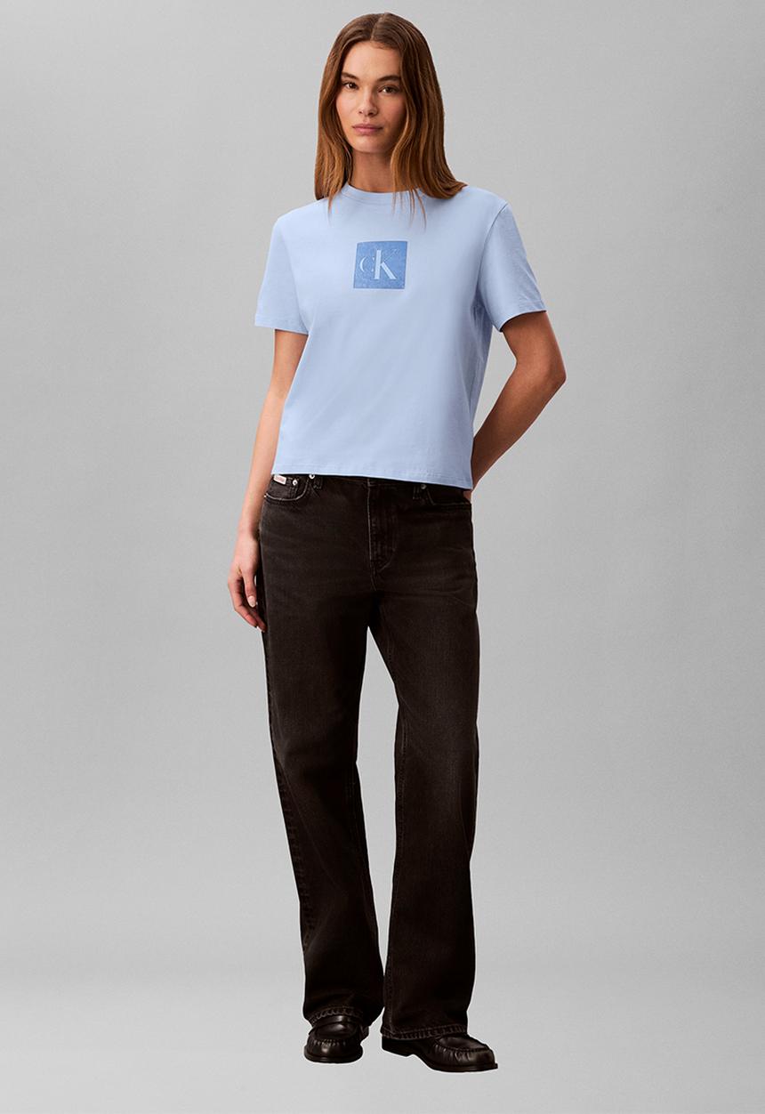 Calvin Klein - Short sleeve classic fit monogram tee - breezy blue
