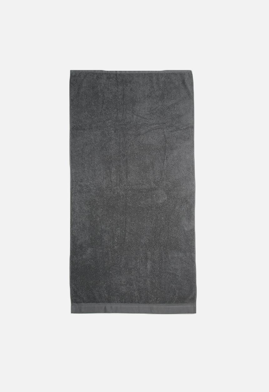 Sixth Floor - Grey bath sheet