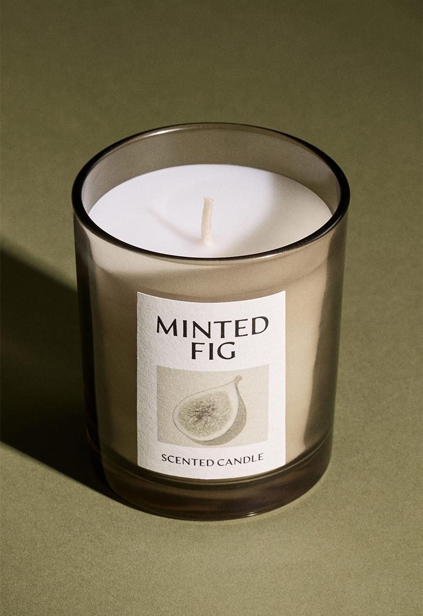 H&M - Scented candle in a glass holder - minted fig
