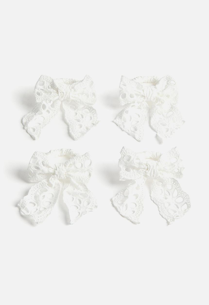 H&M - 4-pack broderie anglaise napkin rings - white