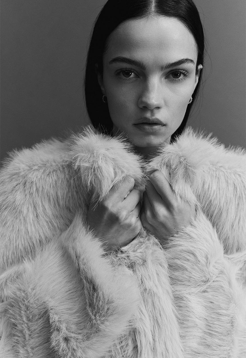 H&M - Fluffy coat - light beige