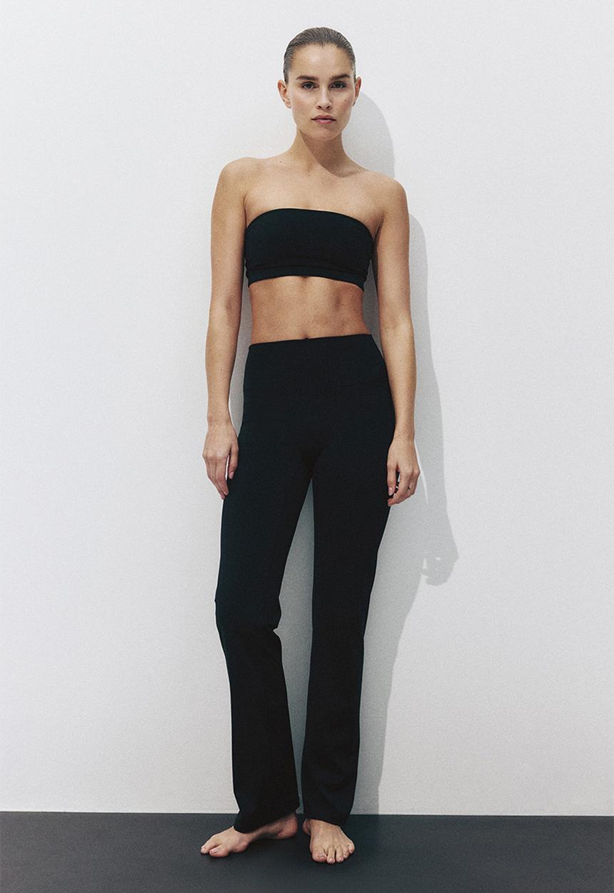 H&M - Sculptmove™ flared sports leggings - black