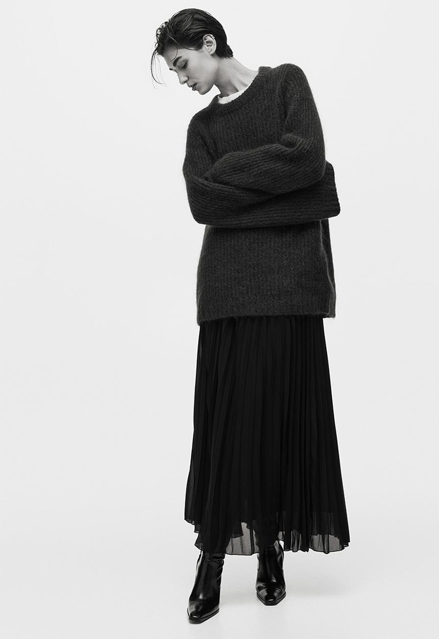 H&M - Pleated chiffon skirt - black