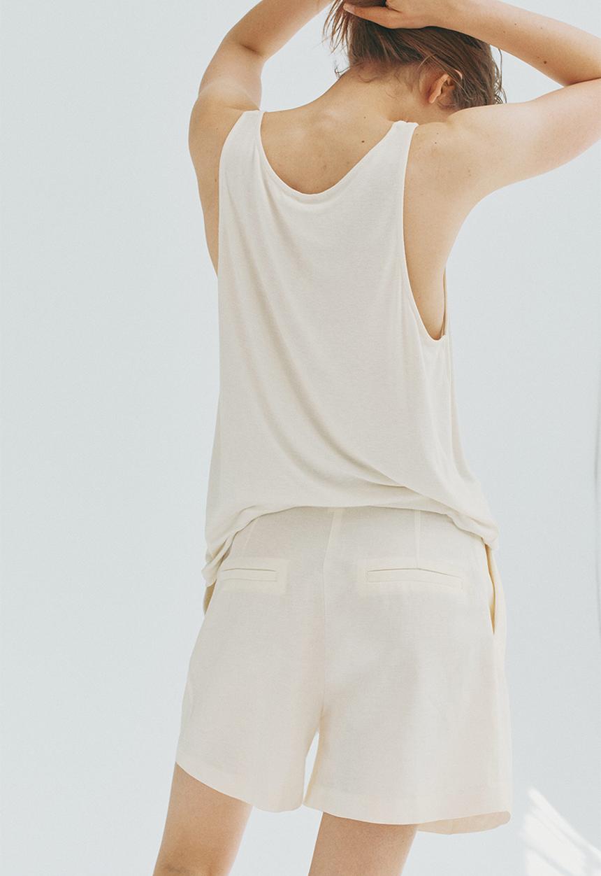 H&M - Tailored linen-blend shorts - ivory