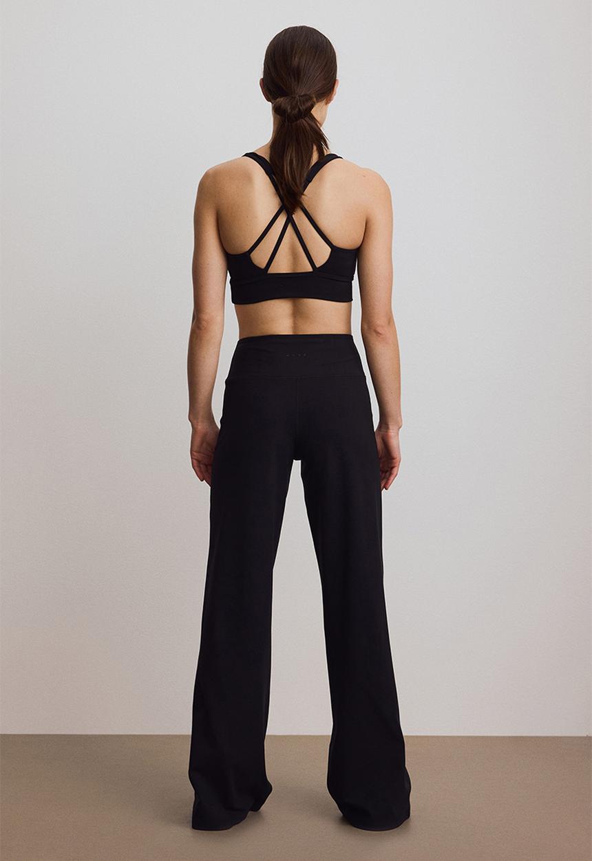 H&M - Wide sports leggings with softmove - black
