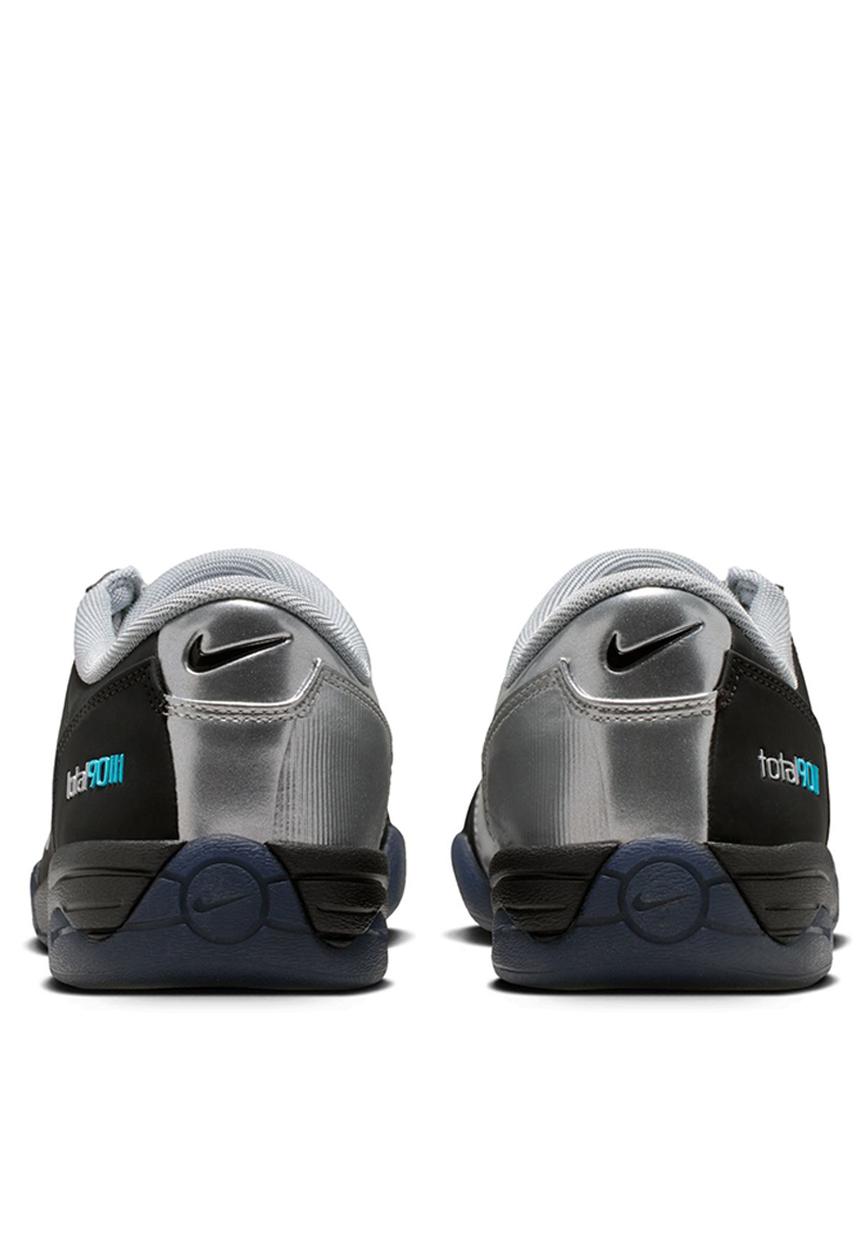Nike - Total 90 Treble