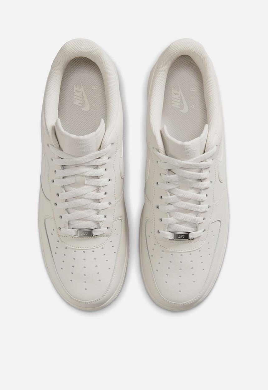 Nike - Nike Air Force 1 '07