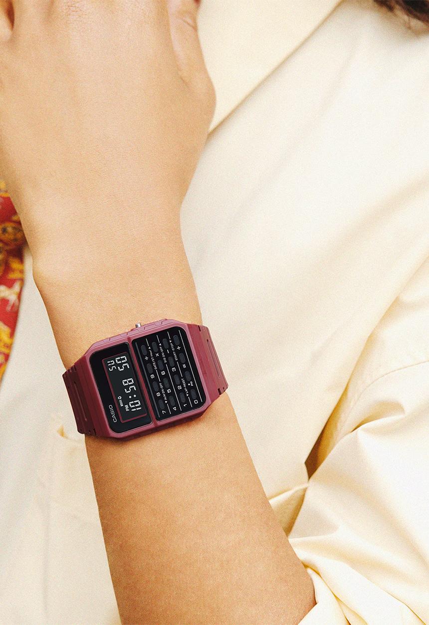 Casio - Retro Databank Digital - Red