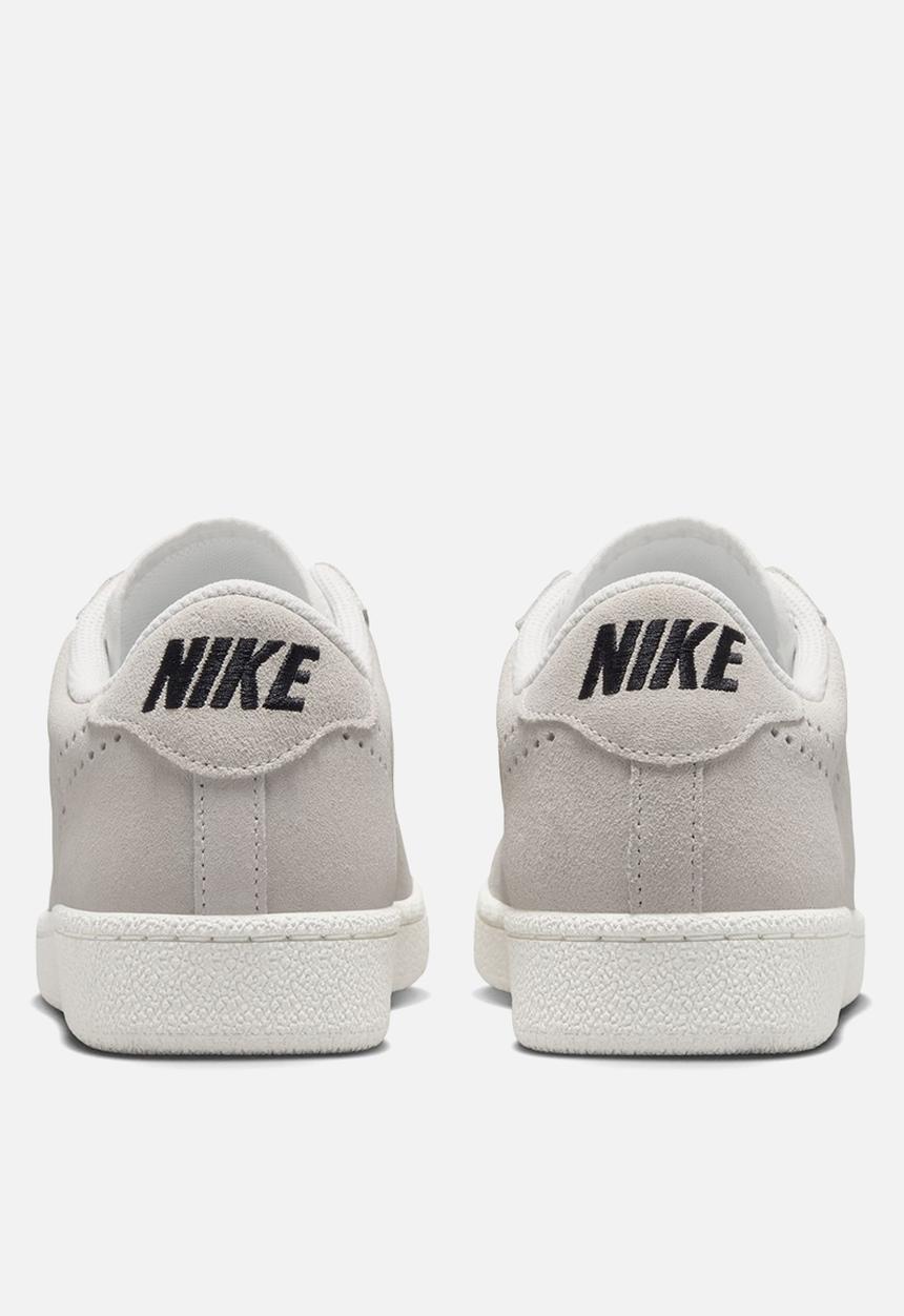 Nike - W TENNIS CLASSIC CS