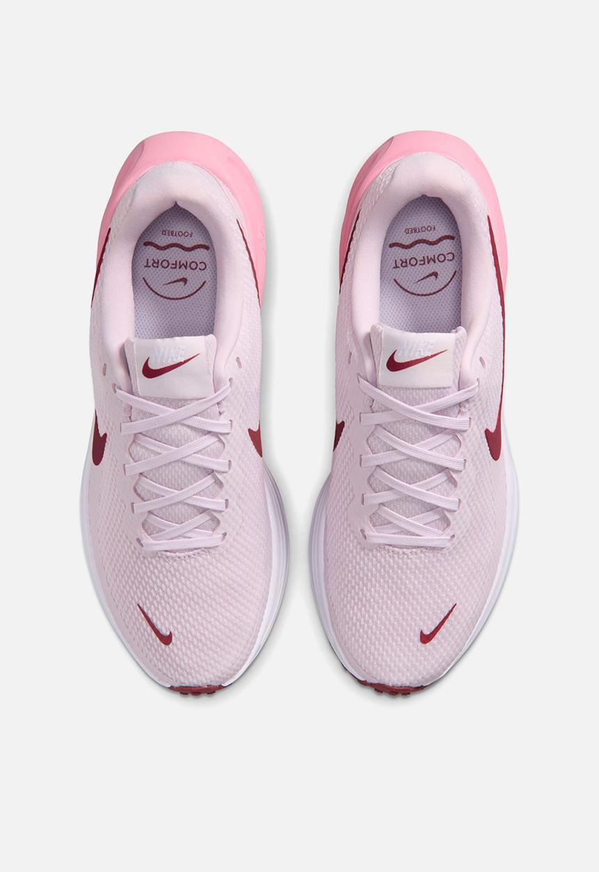 Nike - Nike Revolution 8