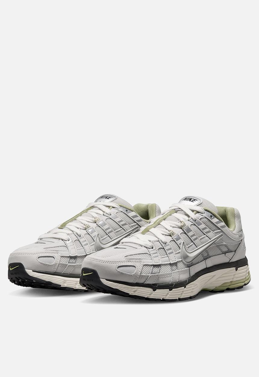 Nike - NIKE P-6000