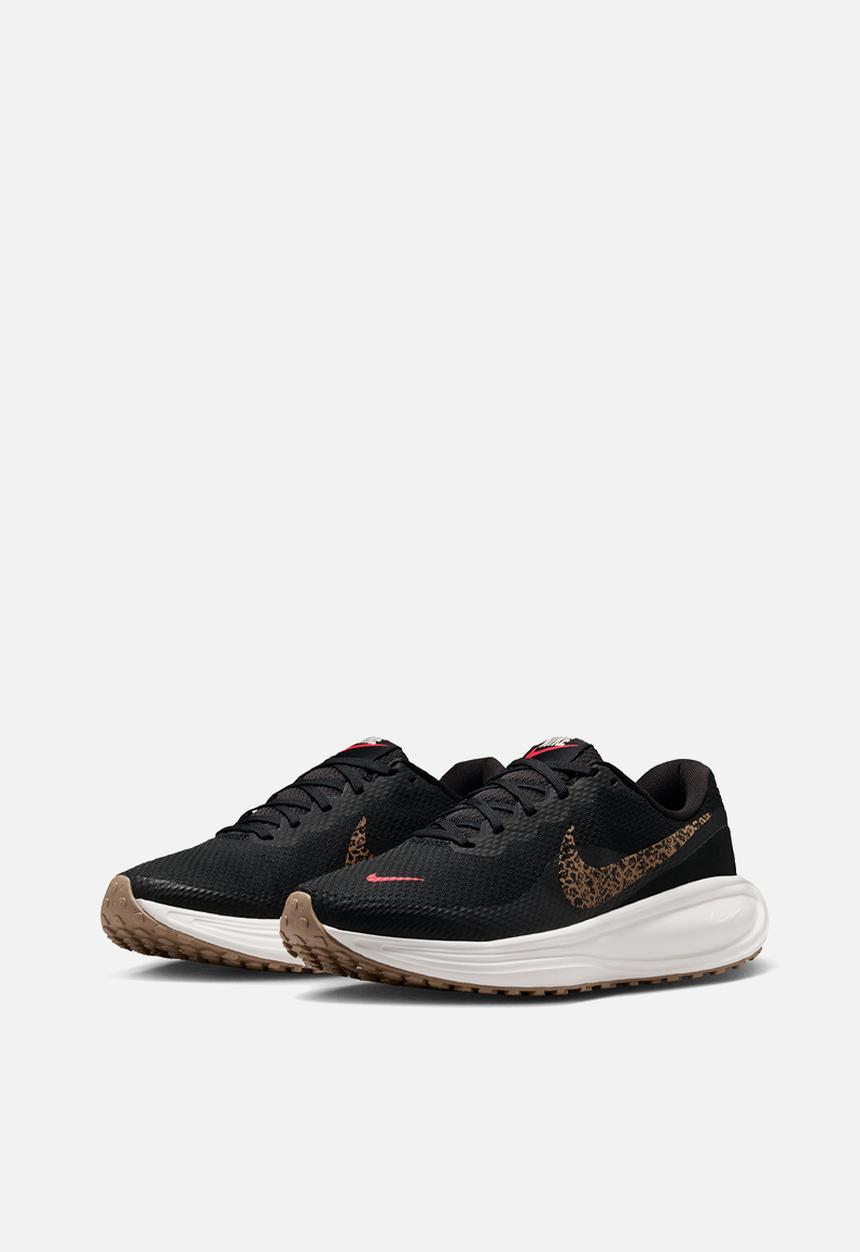 Nike - Nike Revolution 8