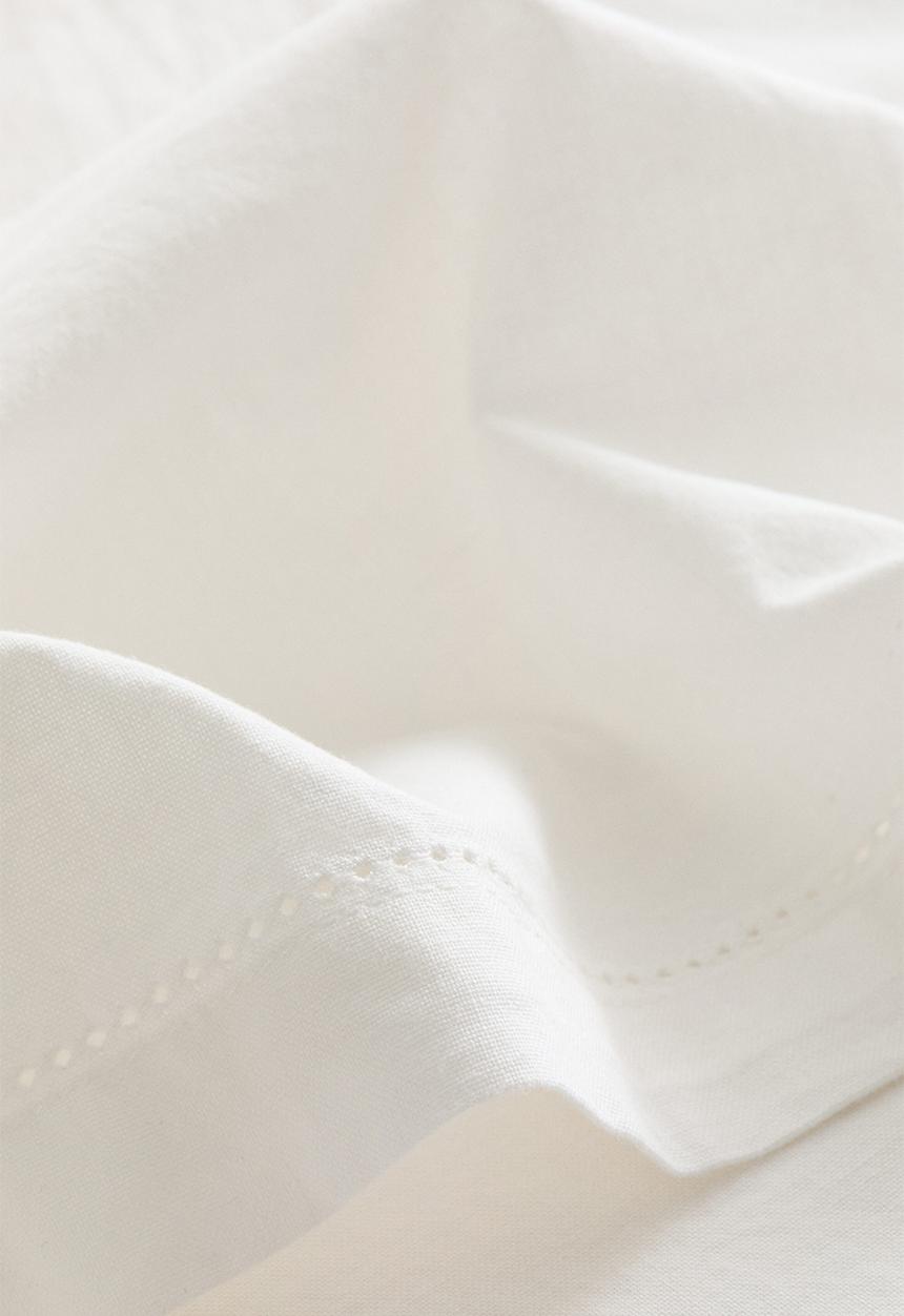 H&M - Cotton tablecloth - white