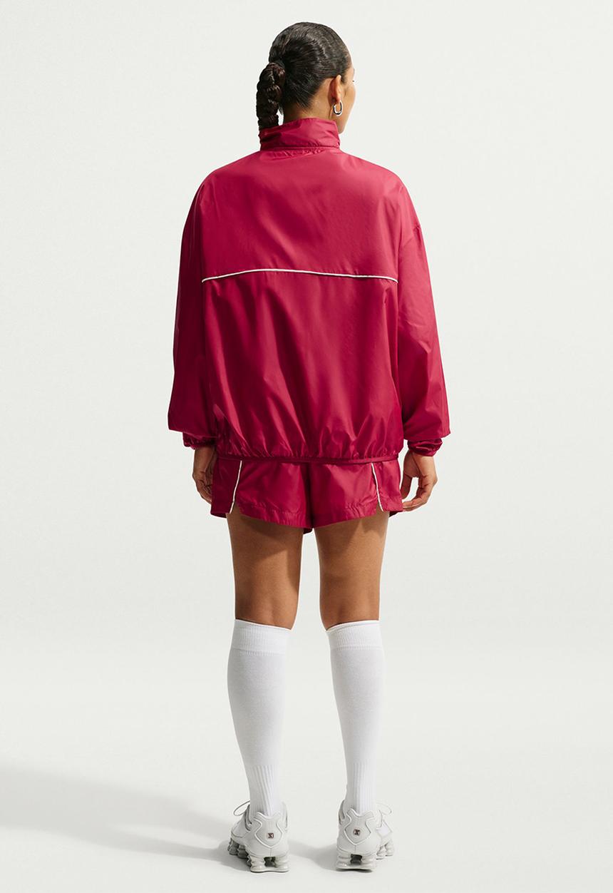 Nike - W Nk Ath Dept Water Repel Wndb - Tough Red/Sail/Sail