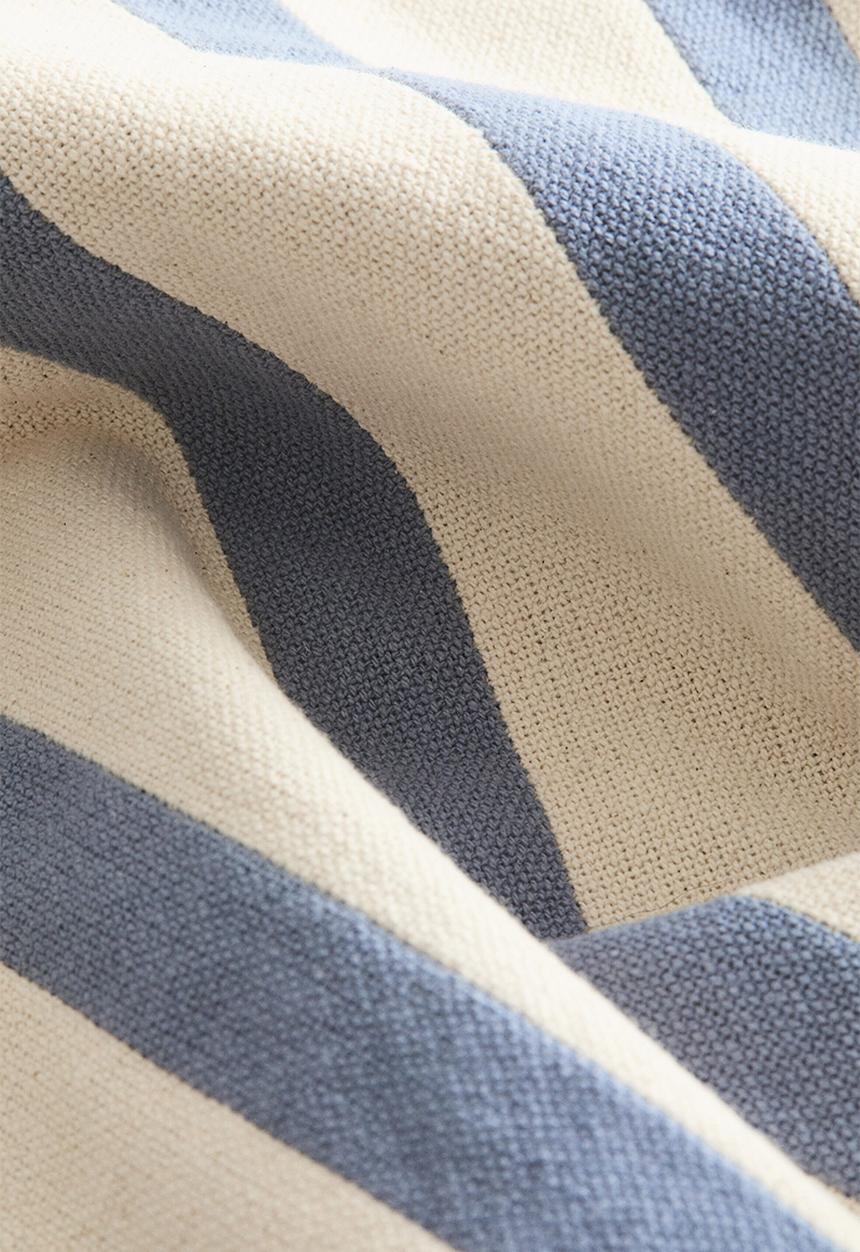 H&M - Patterned canvas cushion cover - dusty blue/striped