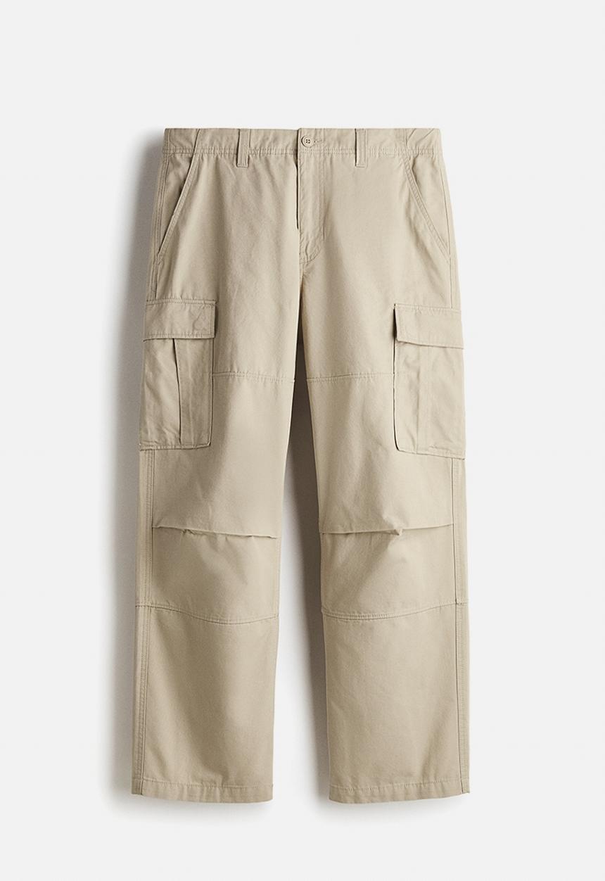 H&M - Relaxed fit cotton cargo trousers - light beige