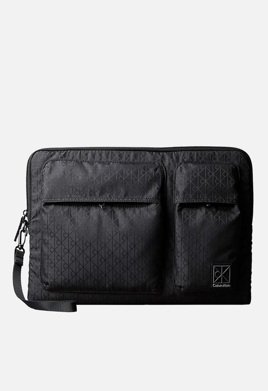 Calvin Klein - Utility Emblem Laptop Sleeve W/ Handle - Black