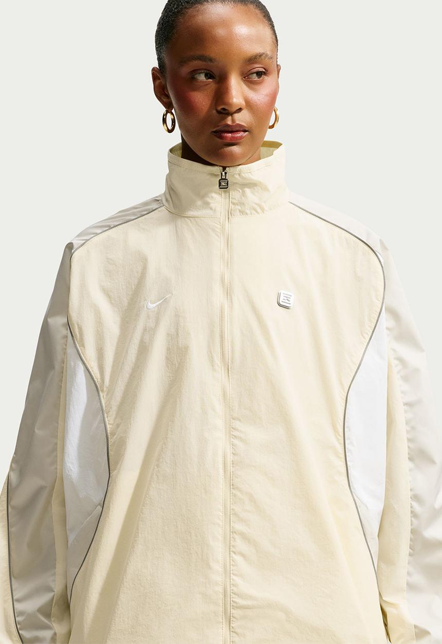 Nike - W Shox Wvn Jkt - Alabaster/Light Bone/White