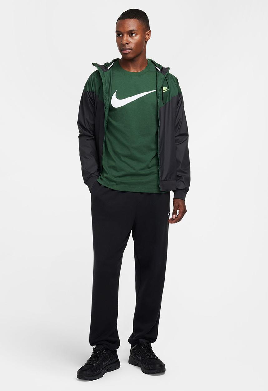 Nike -  NSW Swoosh T-Shirt  - Fir Green