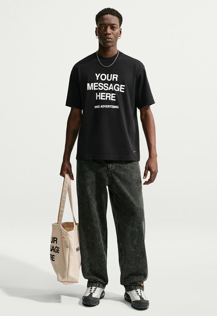 Nike - NSW "Your Message Here"  T-Shirt  - Black