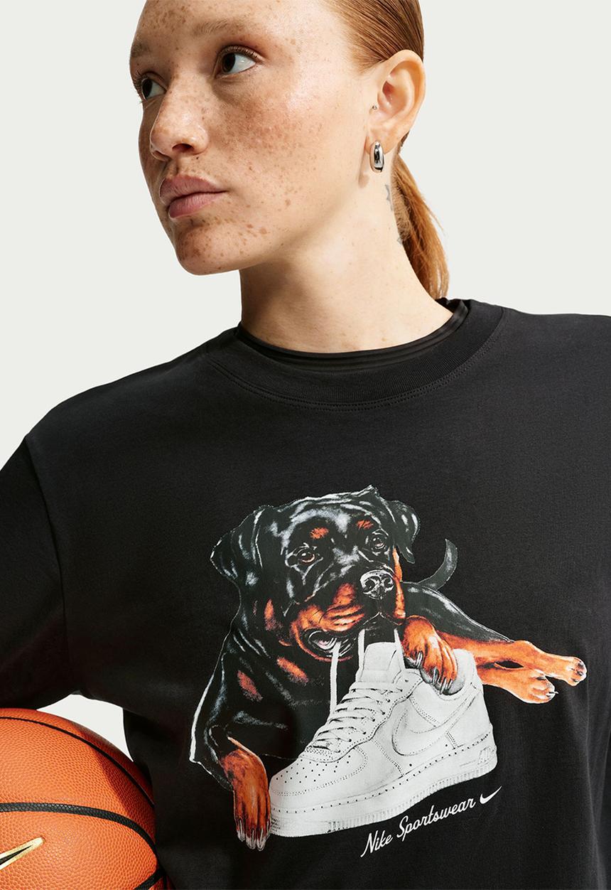 Nike - W Nsw Nk Clsc Bf Tee Shdog - Black