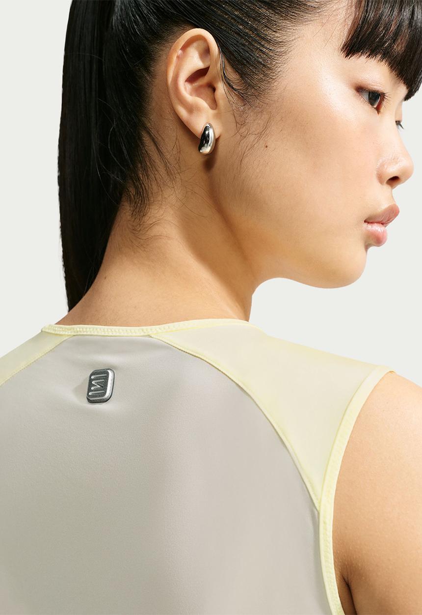 Nike - W Shox Tank - Light Bone/Alabaster