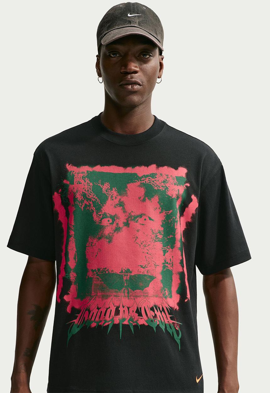 Nike - NSW "Good Vs Evil" Loose Fit  T-Shirt - Black