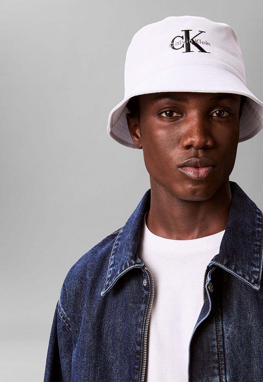 Calvin Klein - Monologo Embroidery Bucket Hat - White