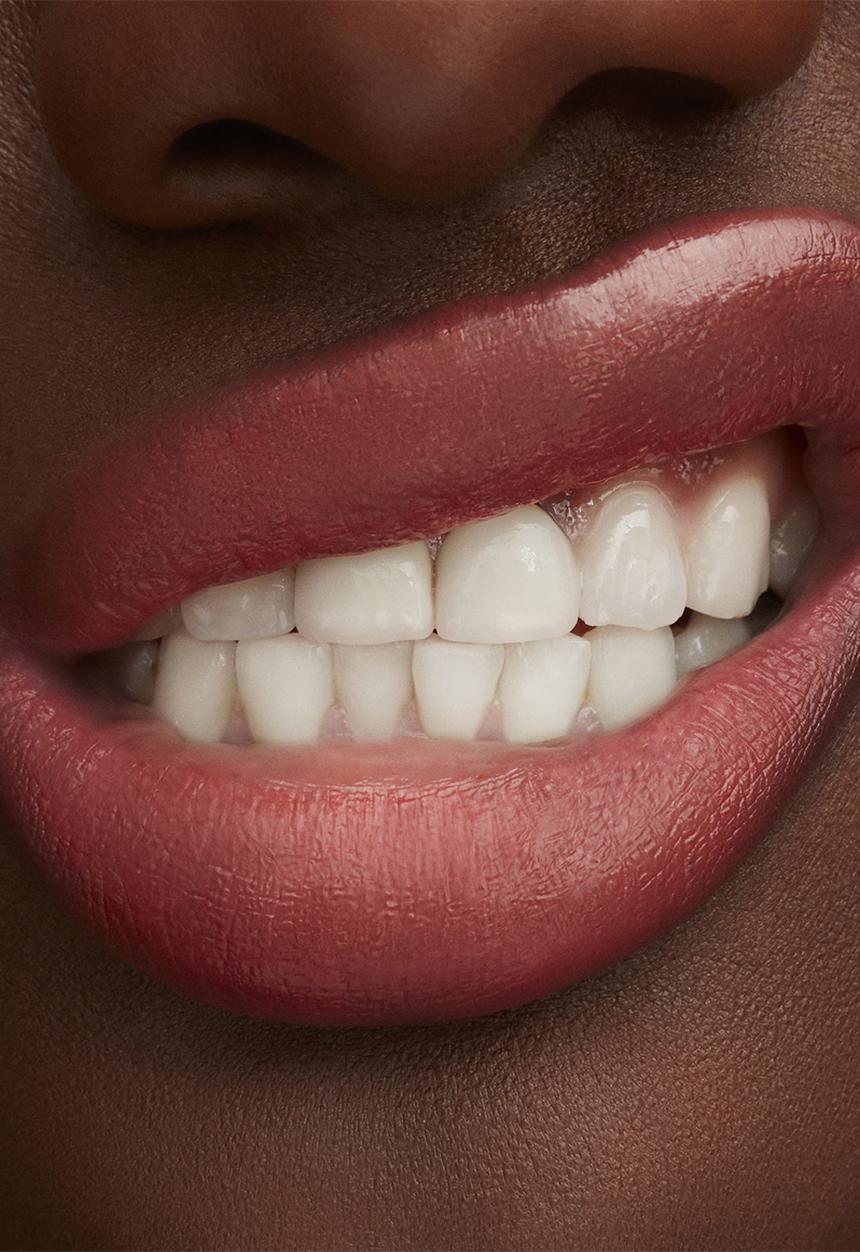 MAC - Lustreglass Sheer-Shine Lipstick - Business Casual
