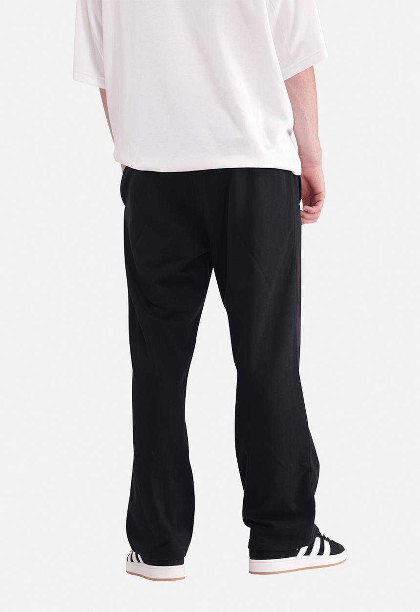 adidas Originals - Trefoil Essentials Open Hem Joggers - Black/Wht