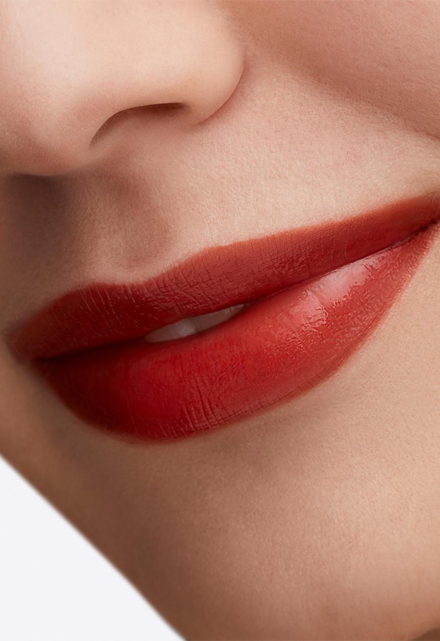 MAC - Lustreglass Sheer-Shine Lipstick - Local Celeb