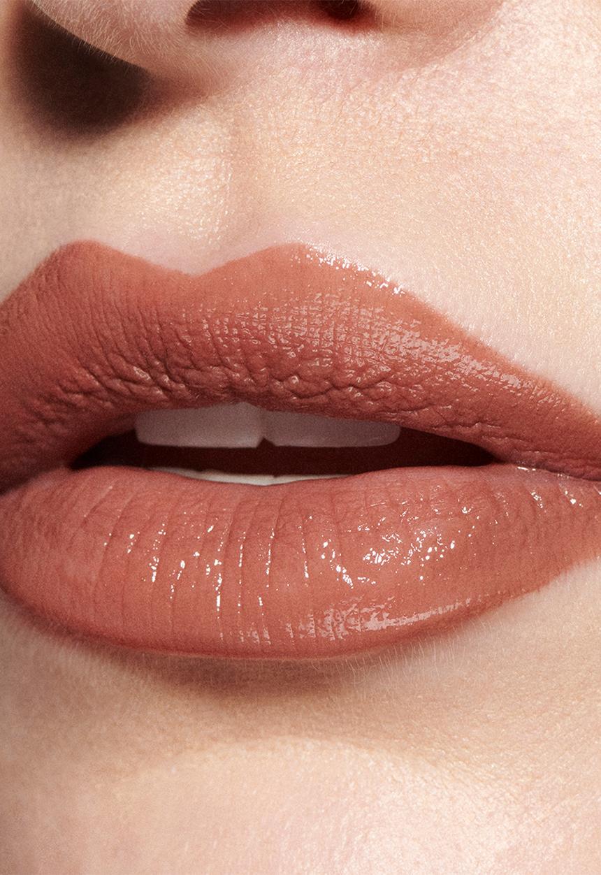 MAC - Lustreglass Sheer-Shine Lipstick - Signature Move