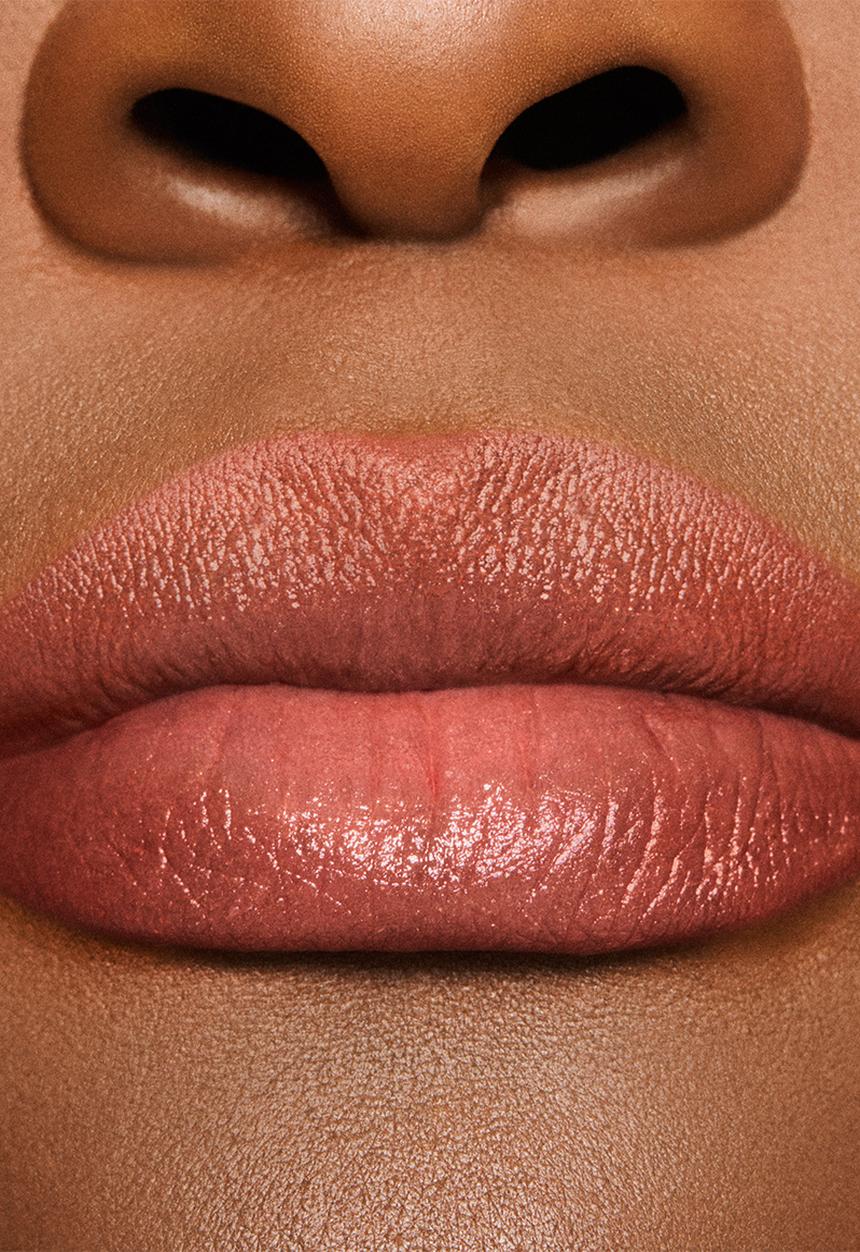 MAC - Lustreglass Sheer-Shine Lipstick - Lil Squirt