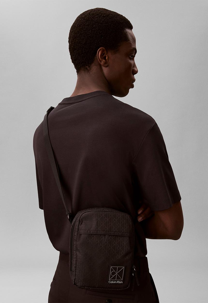 Calvin Klein - Utility Emblem Reporter - Black