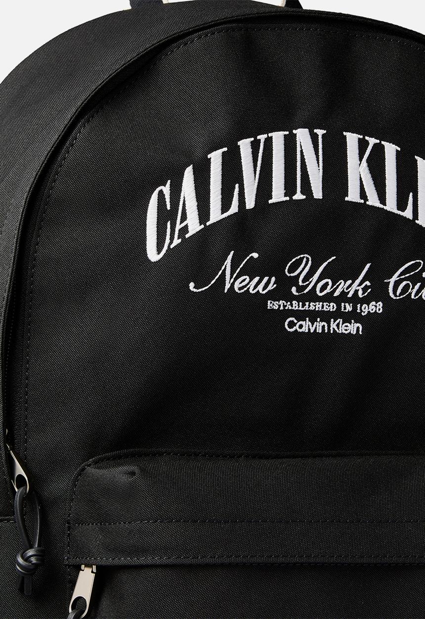Calvin Klein - Graphic Capsule Round Backpack - Black