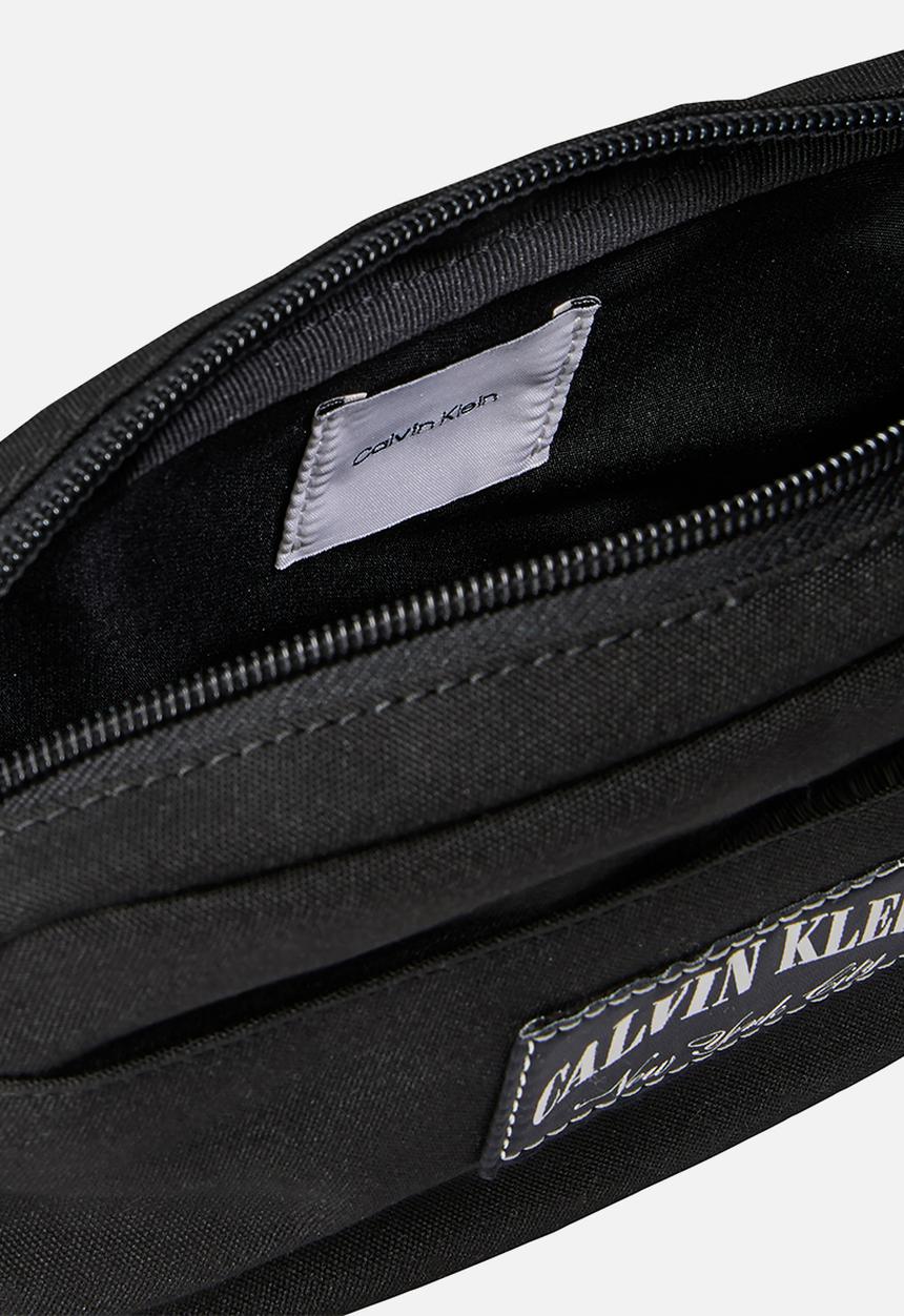 Calvin Klein - Graphic Capsule Camera Bag - Black