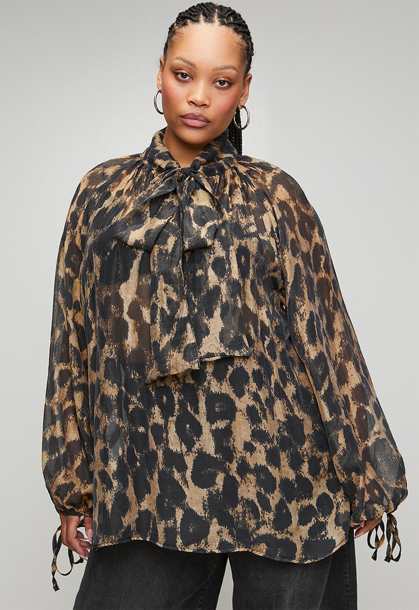 Me&B - Plus Blouse in Animal Voile - Animal Print