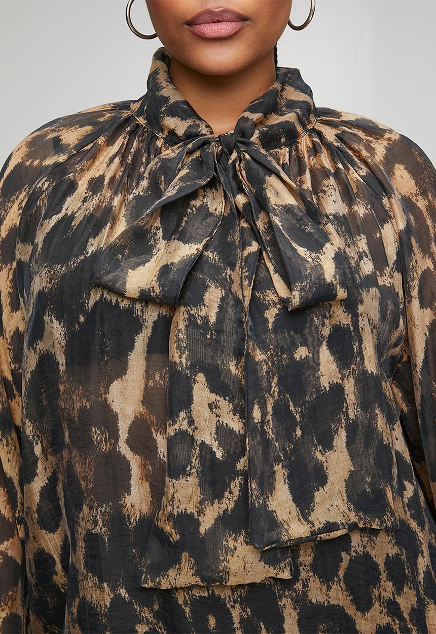 Me&B - Plus Blouse in Animal Voile - Animal Print