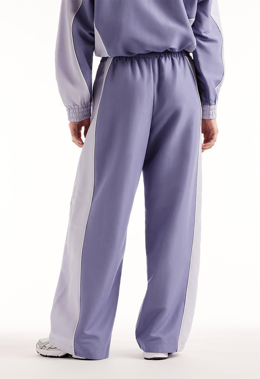 New Balance  - New Balance Trackside Pant - Dark Smoked Violet