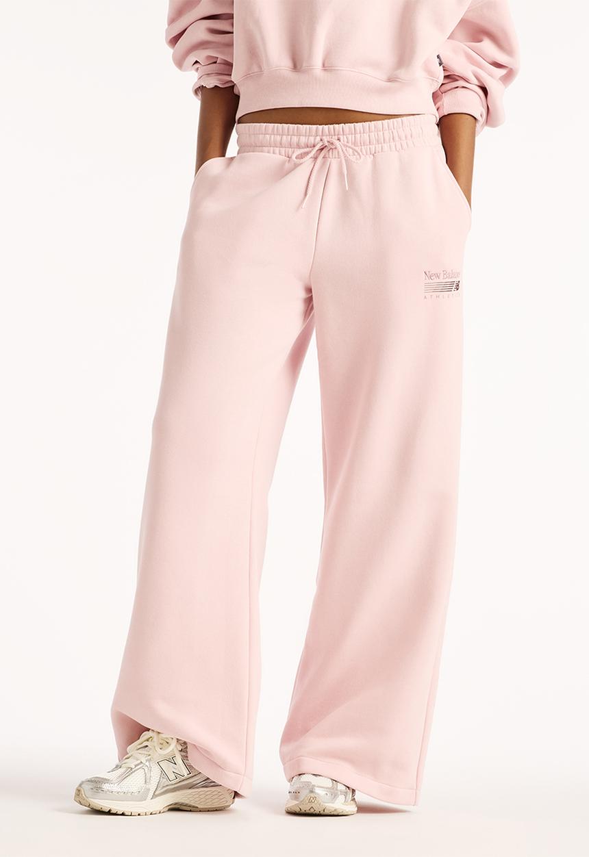 New Balance  - New Balance Trackside Brushed Fleece Pant - Pink Chalk