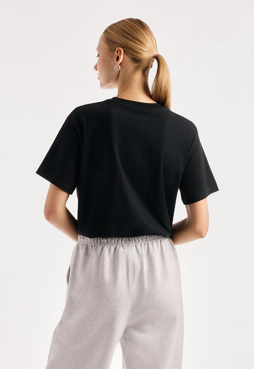 New Balance  - NB Sport Graphic Tee - Black