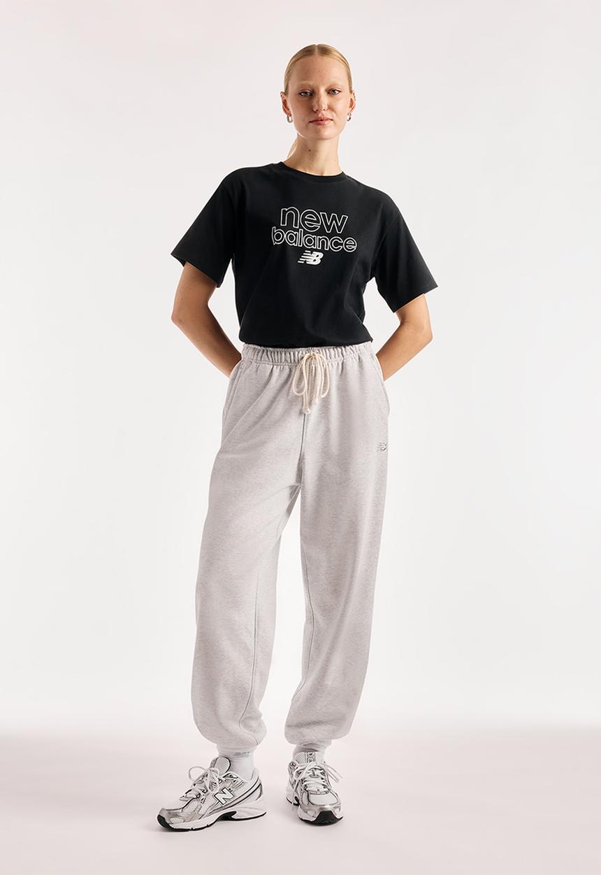 New Balance  - NB Sport Graphic Tee - Black
