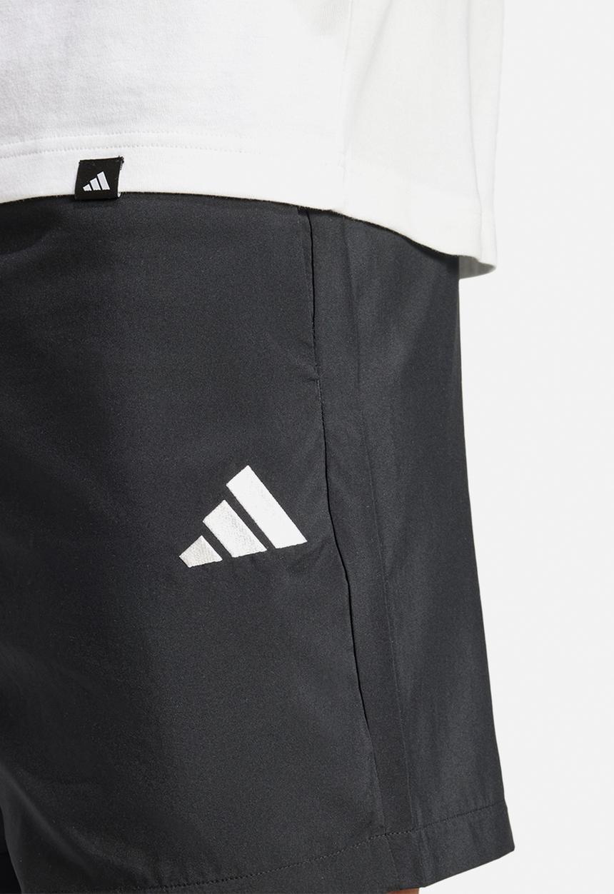 adidas Performance - Essentials Small Logo Chelsea Shorts - Black/Wht