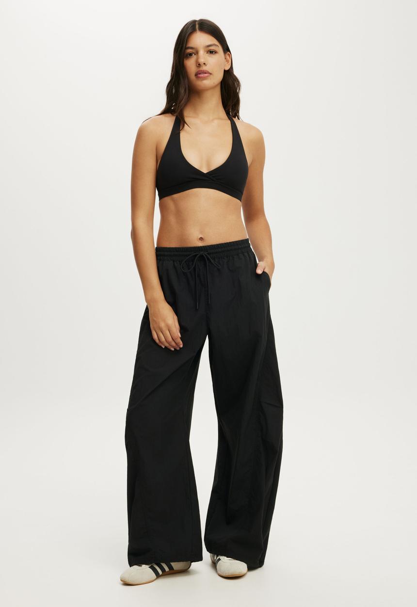 Cotton On - Ultra Soft Wrap Crop - Black